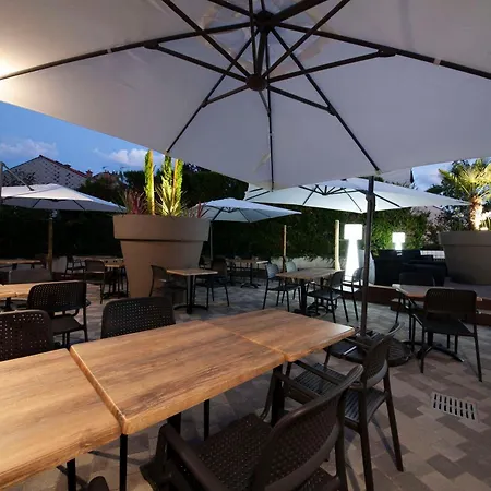 Hotel Comfort Saint Jacques Clermont-Ferrand