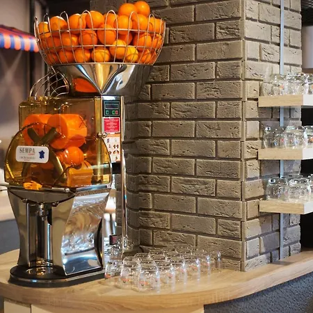 Hotel The Originals Boutique, Hotel Le Marmotel, Clermont-Ferrand 3*