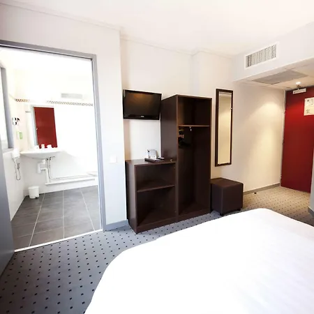 The Originals Boutique, Hotel Le Marmotel, Clermont-Ferrand 3*