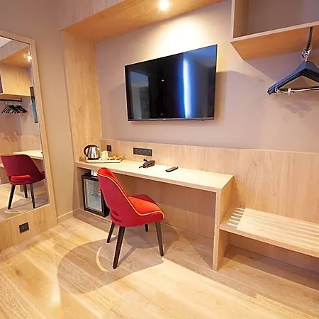 Hotel The Originals Boutique, Le Marmotel, Clermont-Ferrand