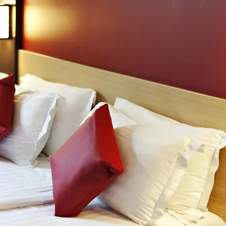 The Originals Boutique, Hotel Le Marmotel, Clermont-Ferrand Clermont-Ferrand